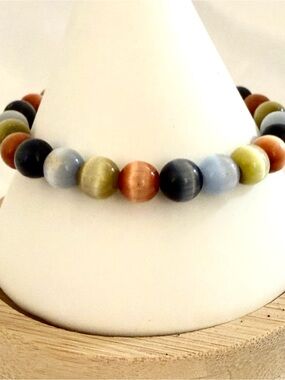 Multicolor Cat’s Eye Fiber Optic Bead Bracelet Magnetic Clasp Heart Charm 7.5"